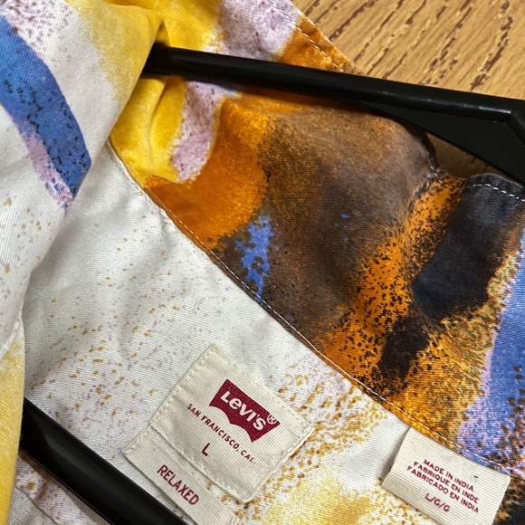 Levi’s Men’s Vibrant Multi Sunset Camp Button Down Hawaiian Summer Shirt Sz-L - Picture 6 of 7